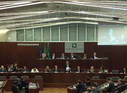 roberto maroni regione lombardia apertura