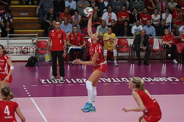 Unendo Yamamay batte Giaveno 3-0 (inserita in galleria)