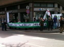 "Fuori Equitalia dalla Lombardia": la Lega scende in piazza (inserita in galleria)