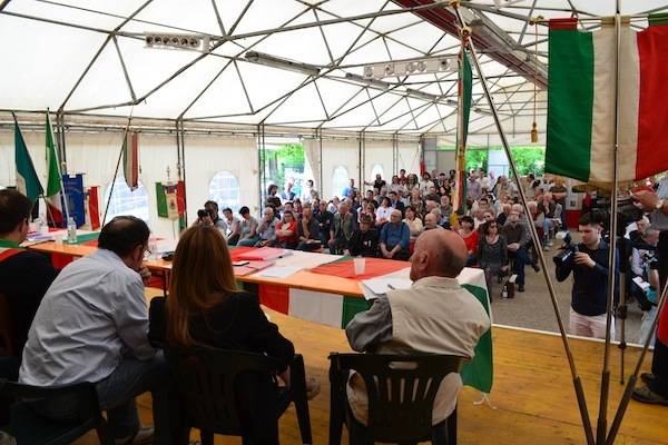 Gli antifascisti si ritrovano a Malnate (inserita in galleria)