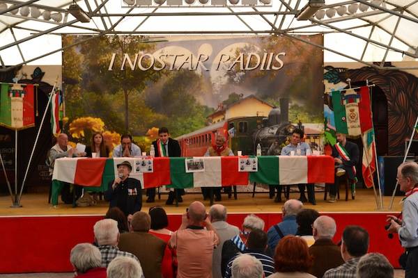 Gli antifascisti si ritrovano a Malnate (inserita in galleria)