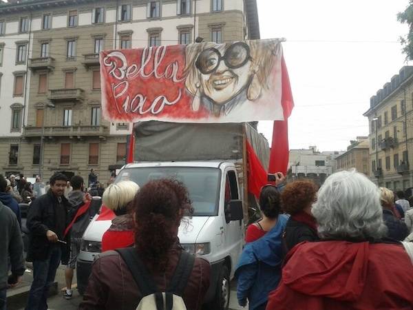 I funerali di Franca Rame (inserita in galleria)