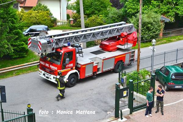 Incendio alla casa di riposo di Laveno (inserita in galleria)