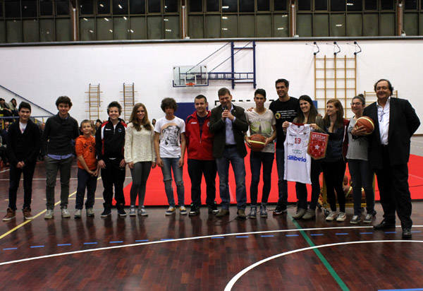 La nuova palestra del liceo Tosi (inserita in galleria)