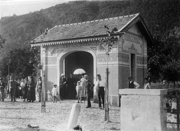 La stazione dei tram di Vergobbio (inserita in galleria)
