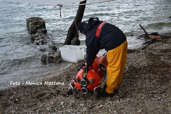 Le ricerche del sub disperso (inserita in galleria)