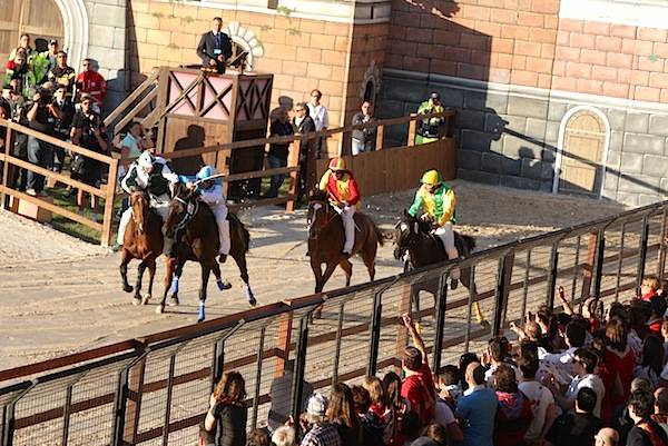 Palio di Legnano - la finale (inserita in galleria)