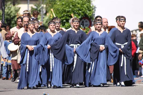 Palio di Legnano - La sfilata (inserita in galleria)