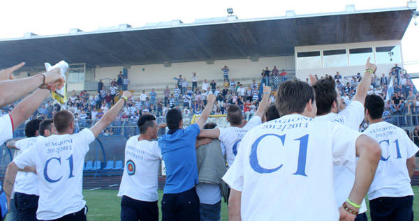 Pro Patria, la festa allo stadio (inserita in galleria)