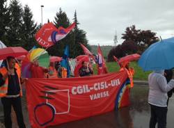 Protesta dei lavoratori del cantiere dell'Arcisate Stabio (inserita in galleria)