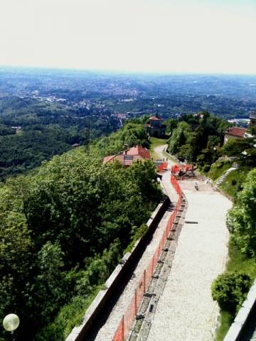 Sacro Monte, stop alle auto sulla via sacra  (inserita in galleria)