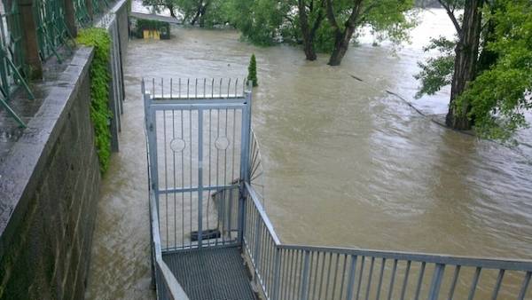 Alluvione a Praga (inserita in galleria)