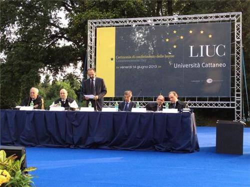 Festa dei laureati alla Liuc (inserita in galleria)