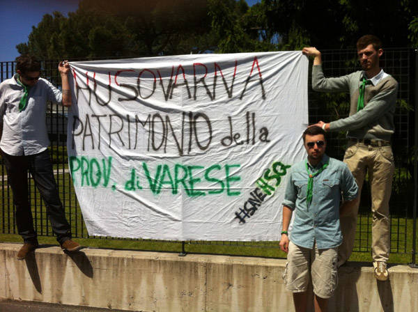Maroni e Giorgetti dai lavoratori Husqvarna (inserita in galleria)