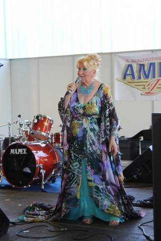 Nonna rock e la Torpedo (inserita in galleria)