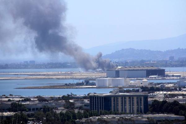 Boing in fiamme a San Francisco (inserita in galleria)