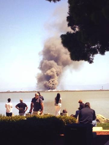 Boing in fiamme a San Francisco (inserita in galleria)