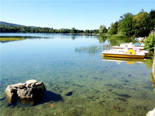 Il lago di Monate a Cadrezzate (inserita in galleria)