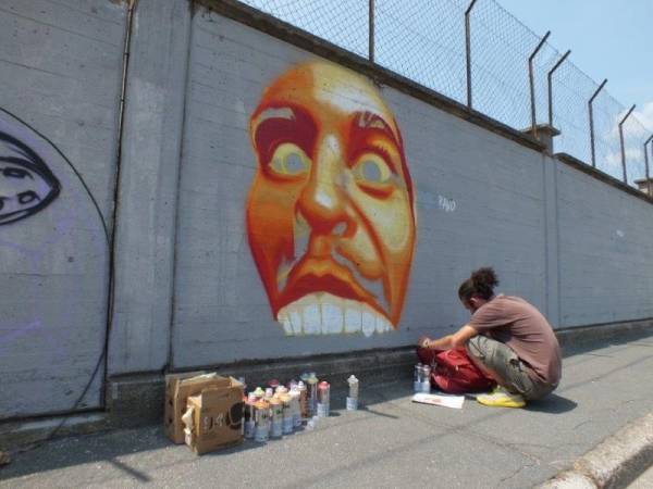 Lo stadio "Franco Ossola" prende colore 4 (inserita in galleria)