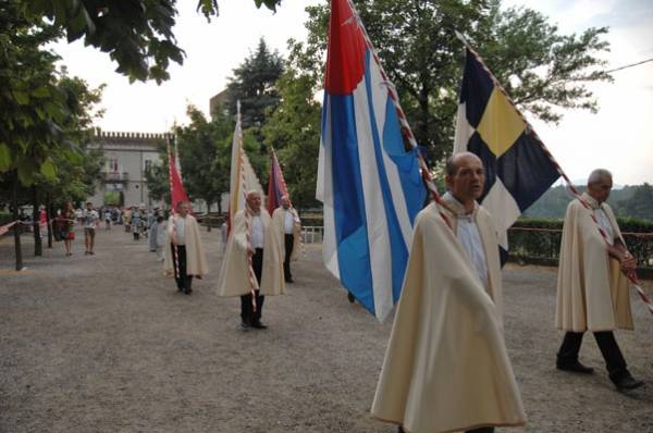 Palio dei Castelli, Corsa dei cerchi 1 (inserita in galleria)