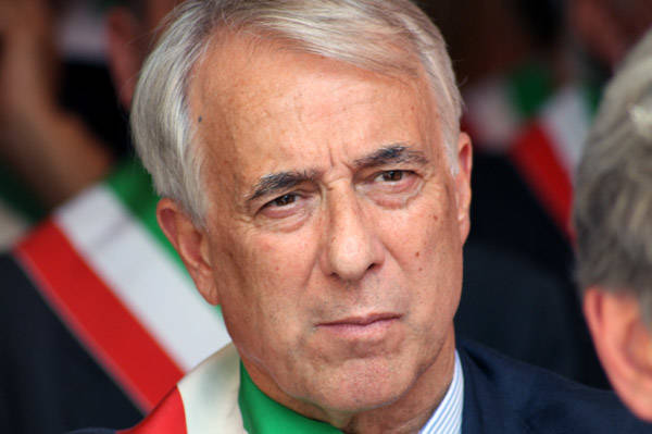 Sindaci e amministratori alle esequie della Prati (inserita in galleria)