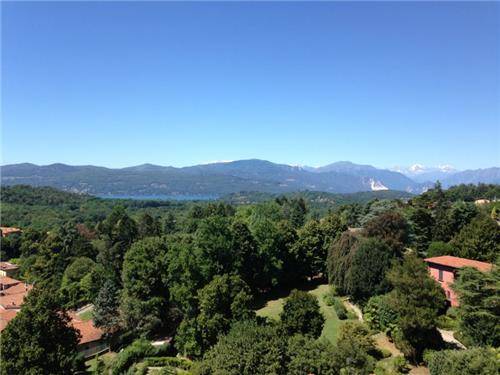 Dal campanile della chiesa di Besozzo (inserita in galleria)