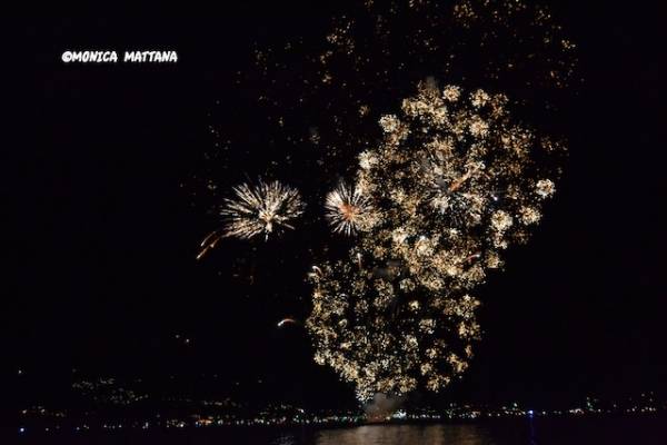 Fuochi di Ferragosto a Laveno (inserita in galleria)
