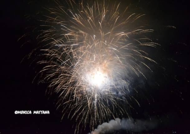 Fuochi di Ferragosto a Laveno (inserita in galleria)