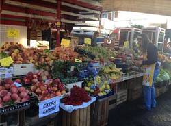 Il mercato di Luino (inserita in galleria)