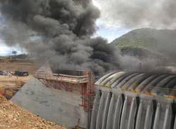 Incendio Pedemontana, le foto dei lettori (inserita in galleria)