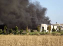 incendio villa cortese azienda materie plastiche agosto 2013 (per gallerie fotografiche)
