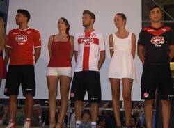 Le maglie della serie B (inserita in galleria)