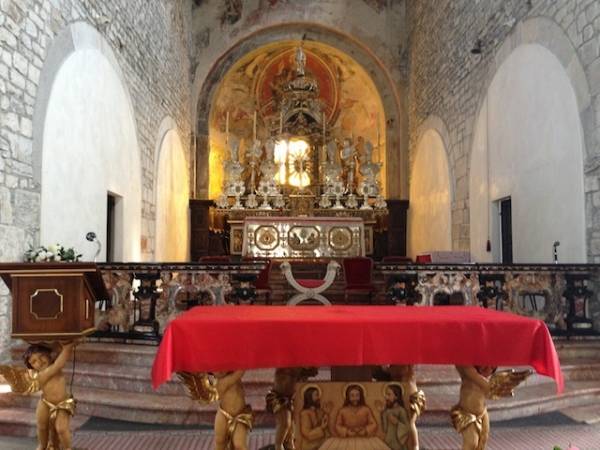 Le meraviglie della Canonica di Brezzo di Bedero (inserita in galleria)