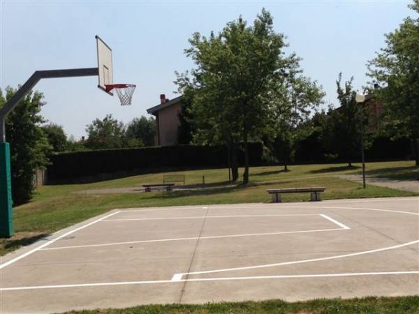 Nuovo campo da basket a Olgiate Olona (inserita in galleria)