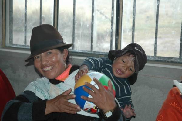 Alla casa del sole di Quito arriva la solidarietà varesina (inserita in galleria)