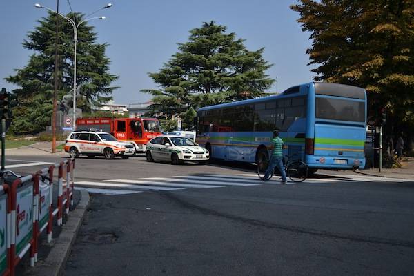 Anziana investita da un autobus (inserita in galleria)