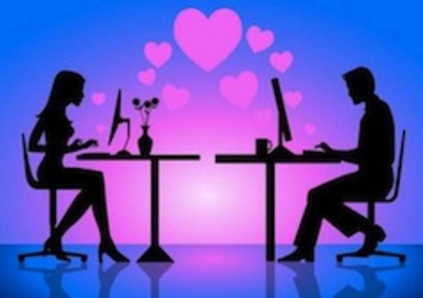 Amore, amicizia. La tua storia è nata con Internet? Raccontacela