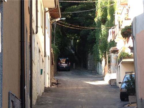 Caravate: i luoghi  (inserita in galleria)