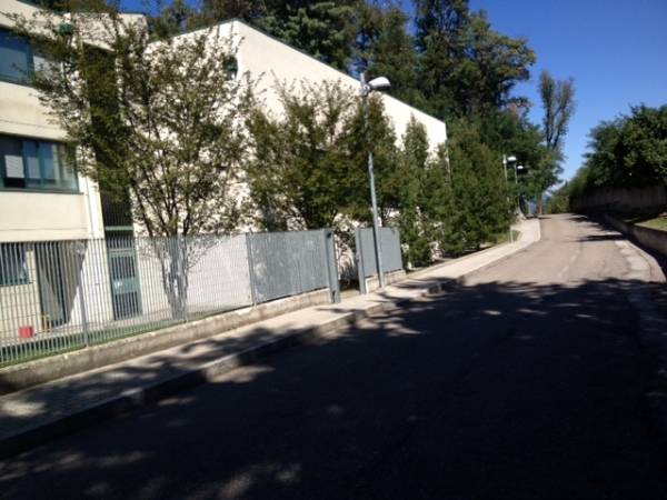 Gazzada Schianno, disagi il primo giorno di scuola (inserita in galleria)