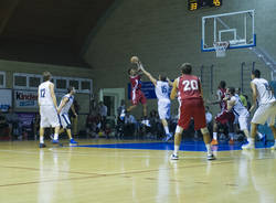 La Cimberio in campo a Gorla Maggiore (inserita in galleria)