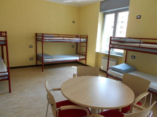 Nuovo ostello comunale a Saronno (inserita in galleria)