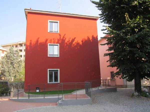 Nuovo ostello comunale a Saronno (inserita in galleria)