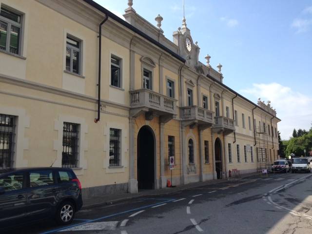 palazzo comunale sesto calende