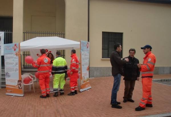 Autunno in piazza a Gerenzano (inserita in galleria)
