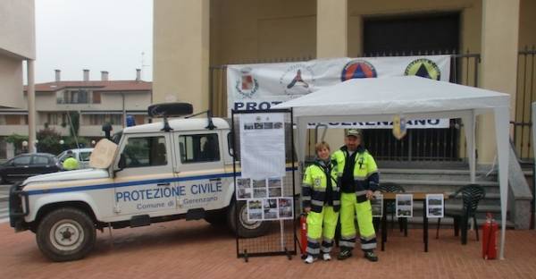 Autunno in piazza a Gerenzano (inserita in galleria)