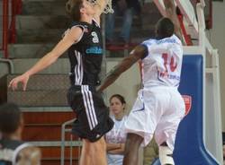 Cimberio - Paris Levallois 77-71 (inserita in galleria)