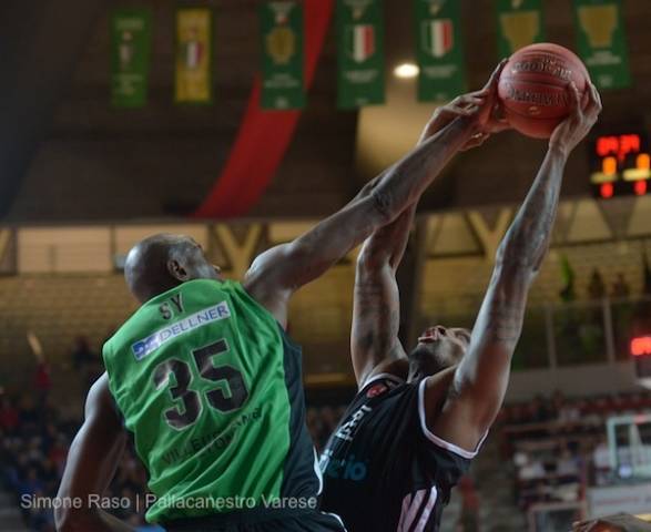 Cimberio-Villeurbanne Lyon 78-85 (inserita in galleria)