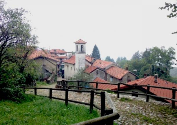 Il paese dipinto di Boarezzo (inserita in galleria)