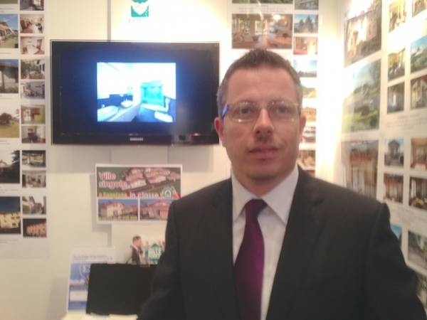 La casa in piazza: chi c'era (inserita in galleria)