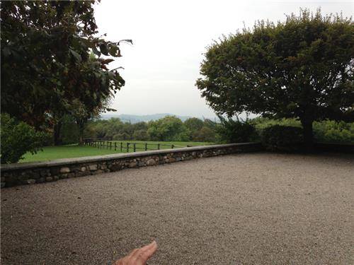 Nella villa Aletti Stampa (inserita in galleria)